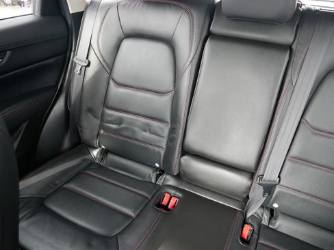 Used 2023 MAZDA CX-5 Carbon Edition image 12