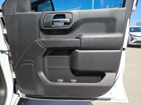 Used 2023 Chevrolet Silverado 1500 Custom image 28