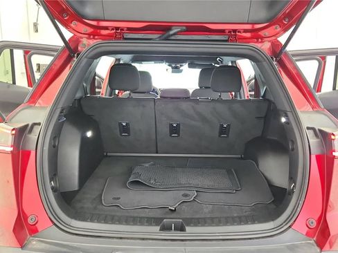 Used 2025 Chevrolet Equinox LT w/ Safety and Technology Package FWD image 46