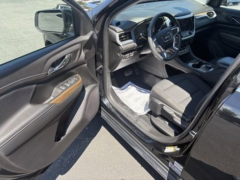 Certified 2023 GMC Acadia SLE image 21