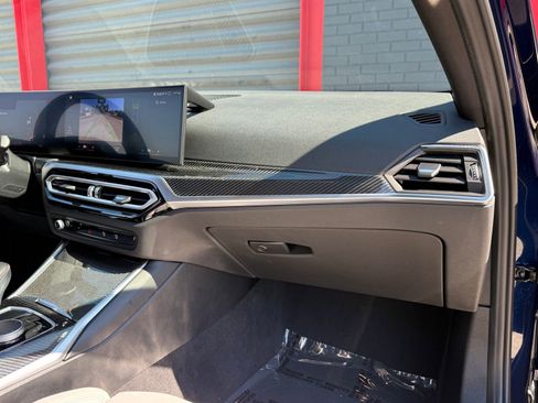 Used 2024 BMW M3 Competition image 29