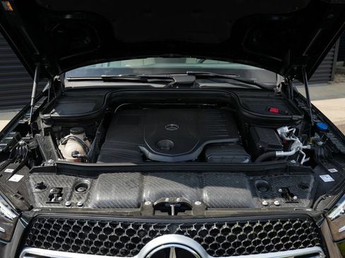 Used 2024 Mercedes-Benz GLE 450 4MATIC image 10
