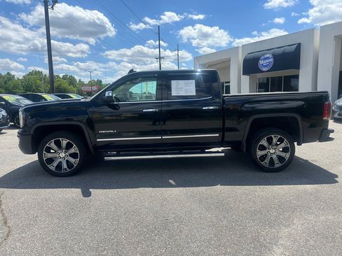 Used 2017 GMC Sierra 1500 Denali AWD/4WD image 2