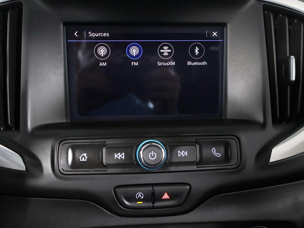 Used 2024 GMC Terrain SLE FWD image 41