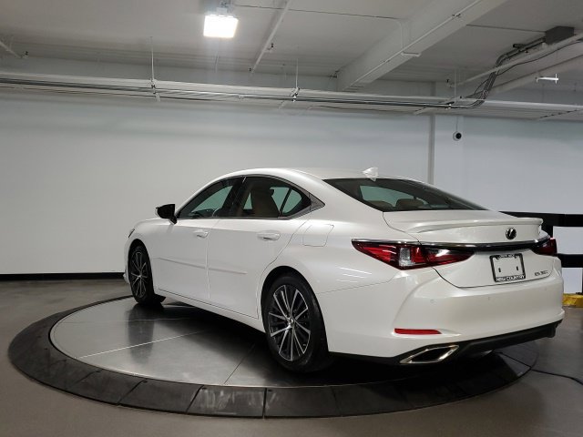 Certified 2023 Lexus ES 350 w/ Premium Package FWD image 7