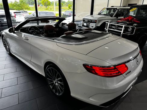 Used 2017 Mercedes-Benz S 550 Cabriolet image 4