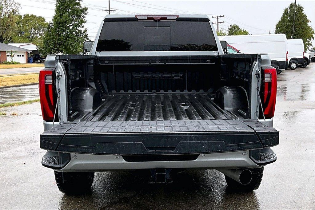Used 2024 GMC Sierra 2500 Denali w/ Denali Reserve Package AWD/4WD image 35