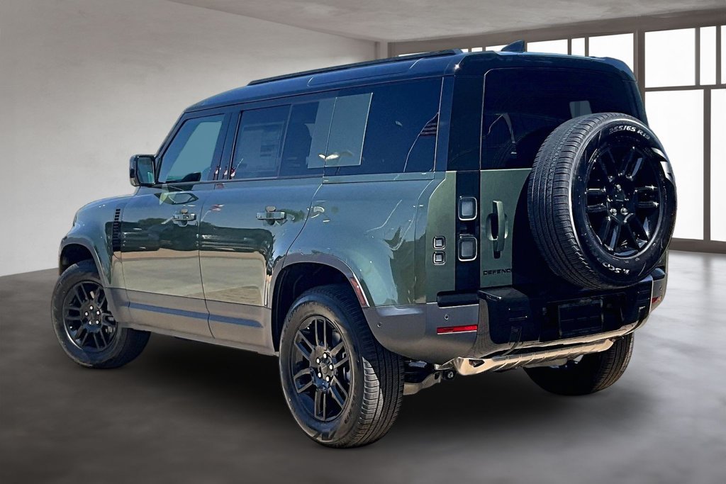New 2026 Land Rover Defender 110 S AWD/4WD image 3