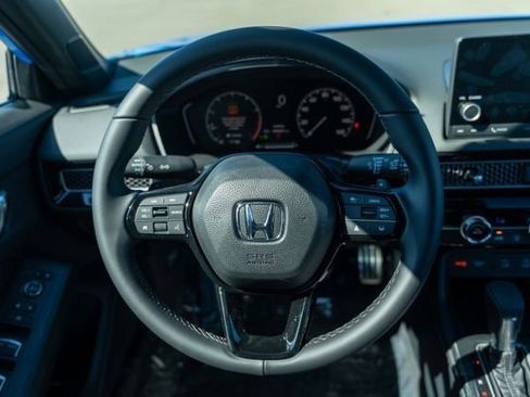 Used 2025 Honda Civic Sport image 13