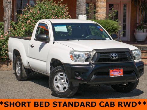 Used 2013 Toyota Tacoma Base image 2