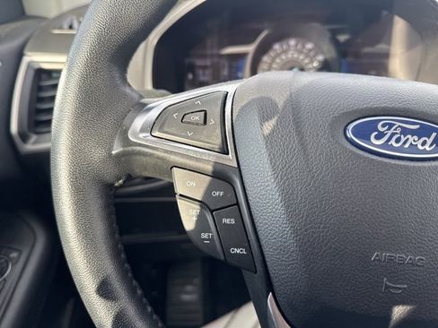 Used 2024 Ford Edge SEL w/ Convenience Package image 25