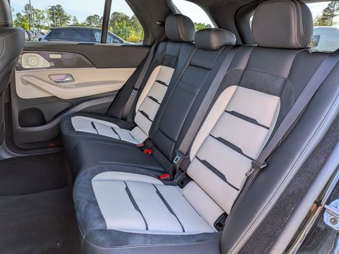 Certified 2026 Mercedes-Benz GLE 63 AMG S image 33