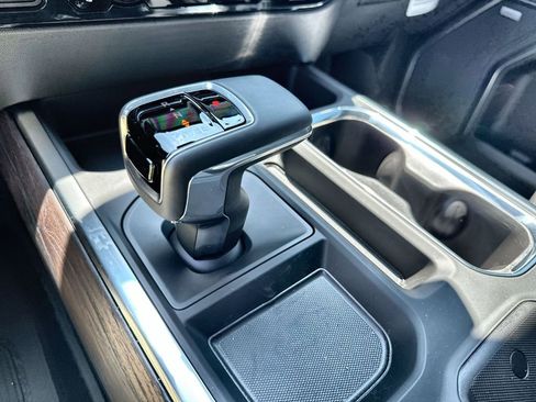 New 2026 GMC Sierra 1500 SLT RWD image 26