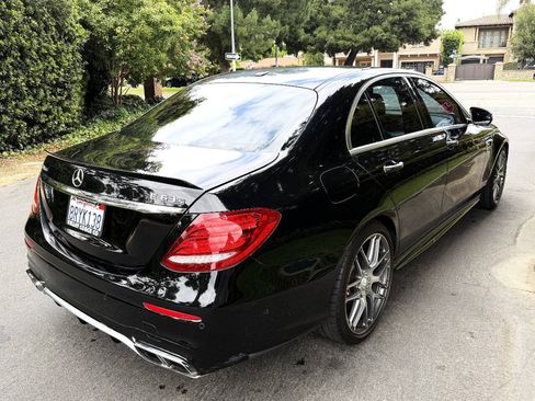 Used 2018 Mercedes-Benz E 63 AMG S image 7