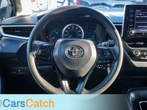 Used 2020 Toyota Corolla LE image 32