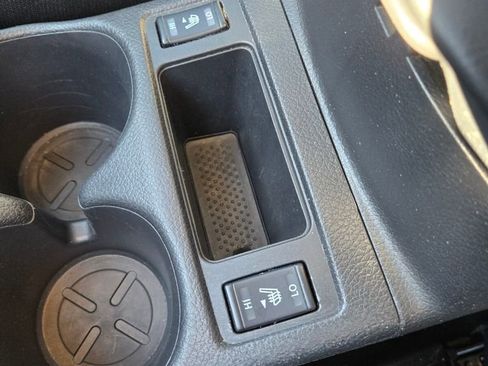 Used 2019 Nissan Rogue SL w/ Premium Package image 27