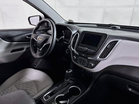 Used 2019 Chevrolet Equinox LT AWD/4WD image 28