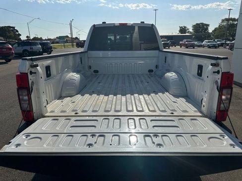 Used 2022 Ford F350 Lariat w/ Lariat Value Package AWD/4WD image 7