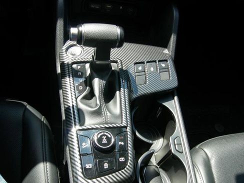 Used 2023 Kia Sportage EX image 15