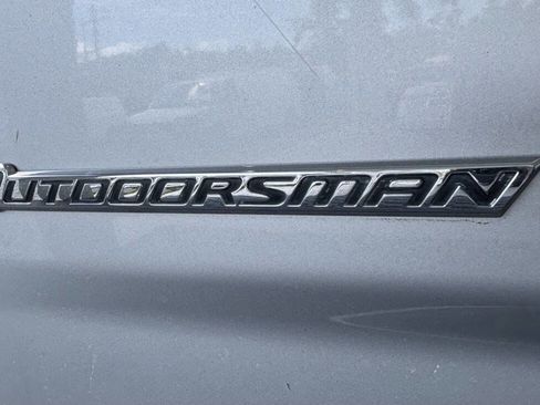 Used 2013 RAM 1500 Outdoorsman AWD/4WD image 9