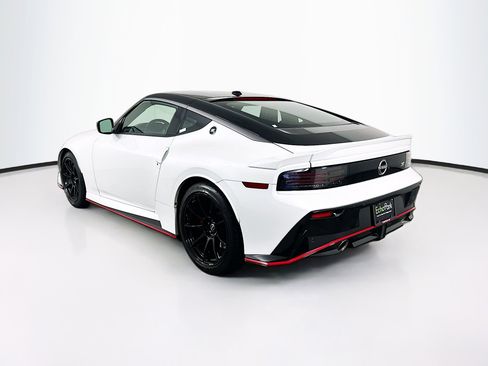 Used 2024 Nissan Z NISMO w/ Floor Mat Package RWD image 5