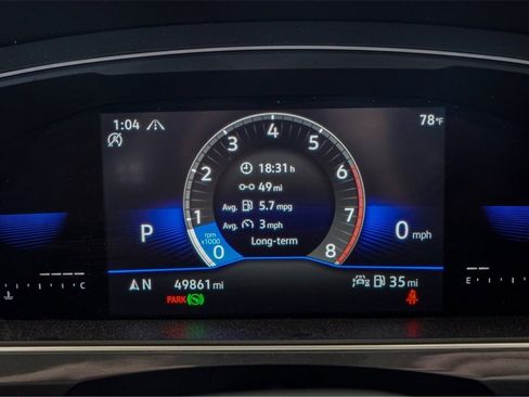 Used 2022 Volkswagen Tiguan SE image 18