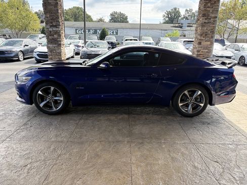 Used 2016 Ford Mustang Coupe w/ Equipment Group 051A RWD image 9