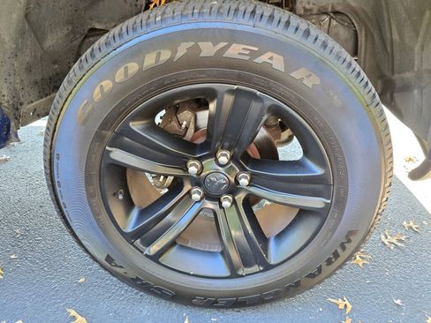 Used 2018 RAM 1500 Sport w/ Sport Premium Group image 11