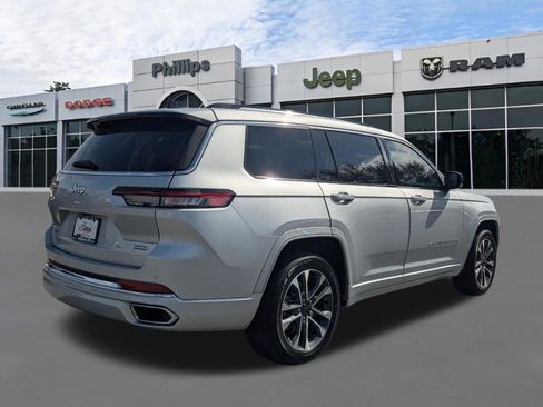 Certified 2023 Jeep Grand Cherokee L Overland image 3