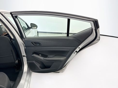 Used 2023 Nissan Altima 2.5 SV FWD image 27