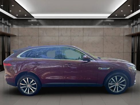 Used 2017 Jaguar F-PACE Prestige image 6