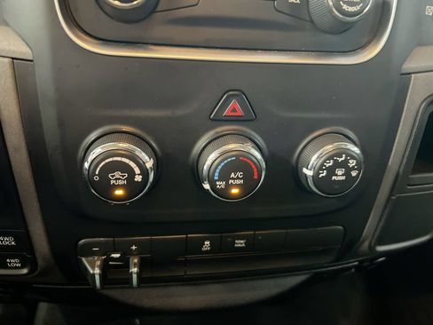Used 2016 RAM 1500 Express w/ Black Ram 1500 Express Group AWD/4WD image 16