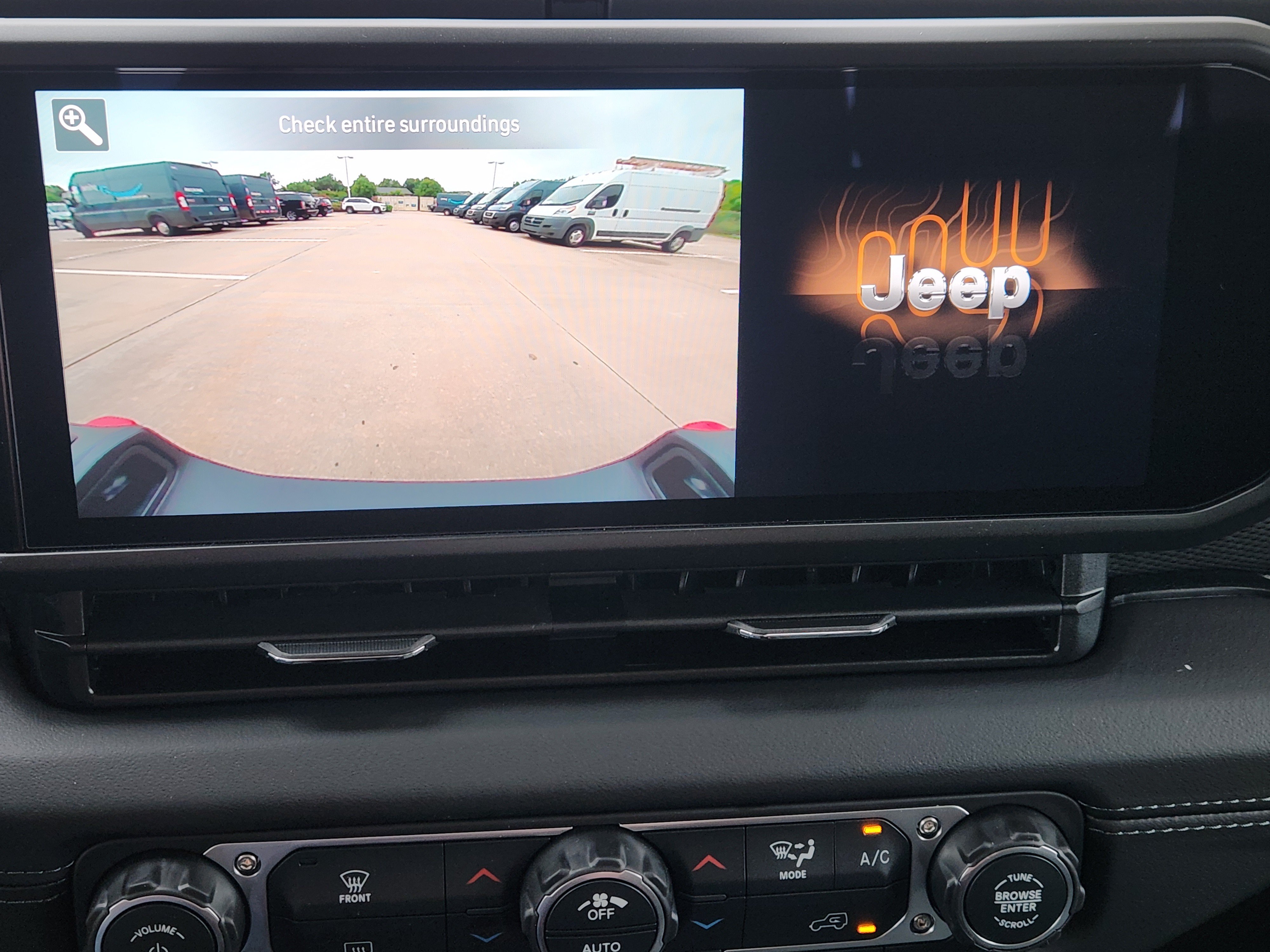 New 2026 Jeep Gladiator Rubicon w/ Steel Power Dome Hood Package AWD/4WD image 14