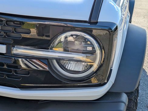 Used 2023 Ford Bronco Wildtrak AWD/4WD image 10