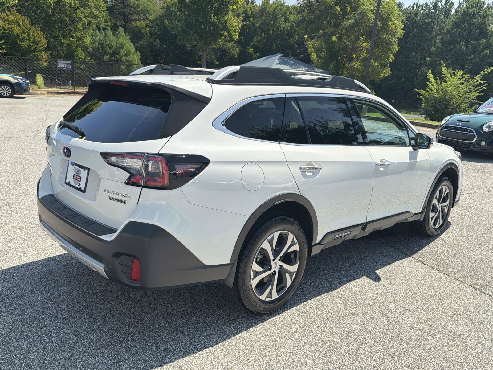 Used 2022 Subaru Outback Touring AWD/4WD image 10
