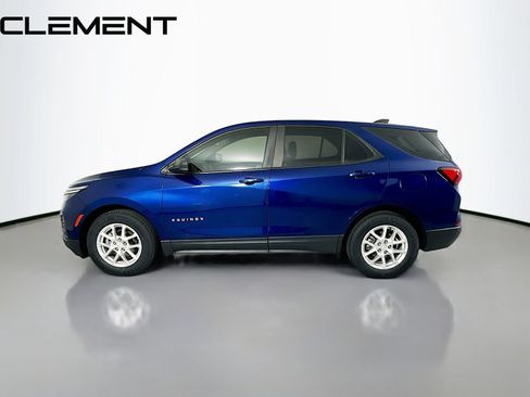 Used 2022 Chevrolet Equinox LS FWD image 6