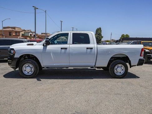 Used 2023 RAM 2500 Tradesman AWD/4WD image 9