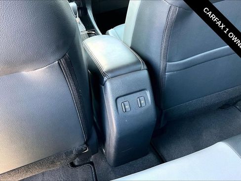 Used 2023 Nissan Kicks SR w/ SR Premium Package FWD image 12