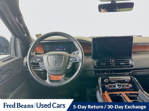 Used 2023 Lincoln Navigator L Reserve AWD/4WD image 25