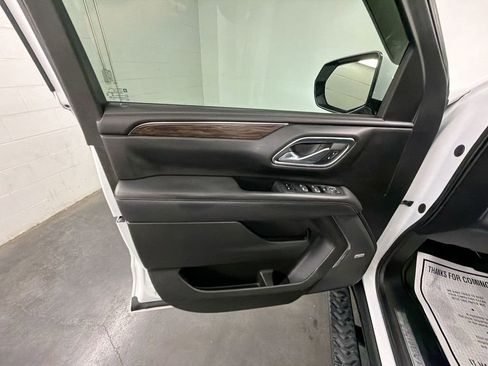 Certified 2021 Chevrolet Tahoe Z71 w/ Rear Media and Nav Package AWD/4WD image 23