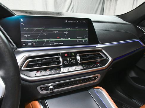 Used 2023 BMW X6 xDrive40i w/ M Sport Package image 44