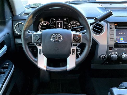 Used 2018 Toyota Tundra SR5 image 12