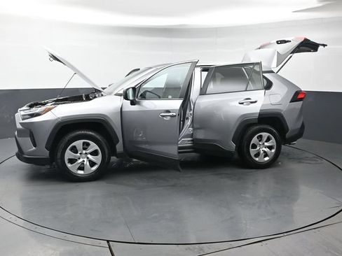 Certified 2023 Toyota RAV4 LE AWD/4WD image 43