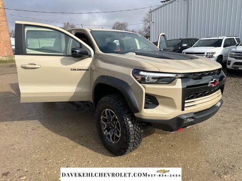 Used 2024 Chevrolet Colorado ZR2 image 33