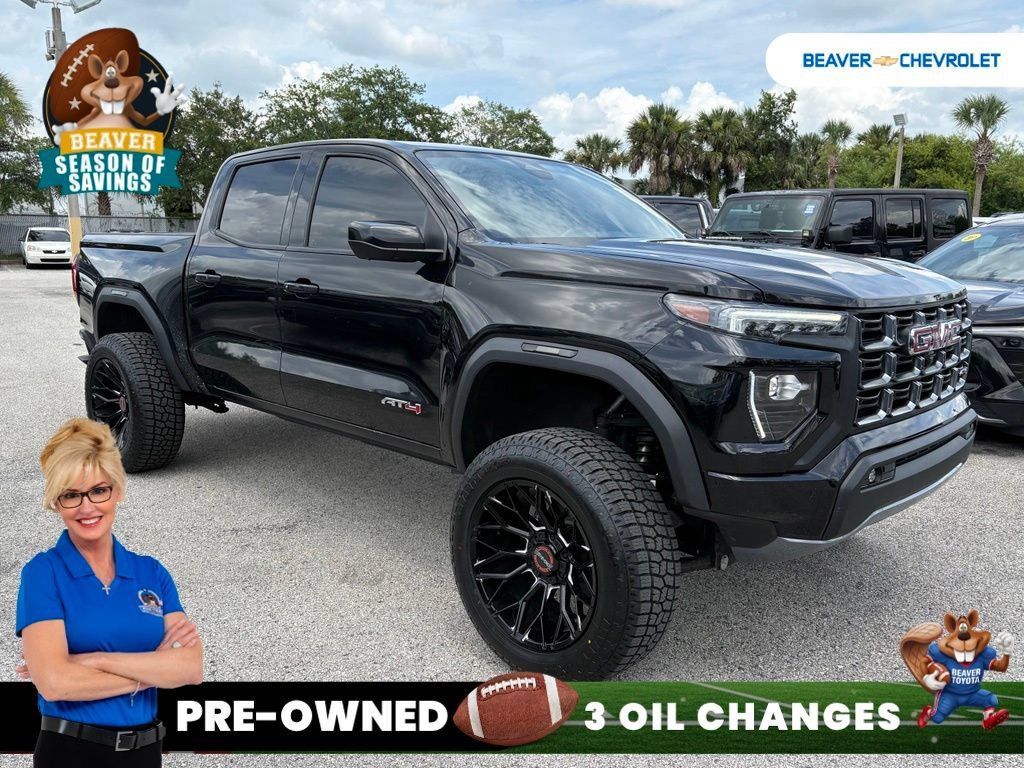 Used 2024 GMC Canyon AT4 w/ Technology Package AWD/4WD image 9