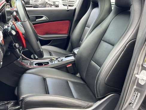 Used 2016 Mercedes-Benz CLA 250 image 18