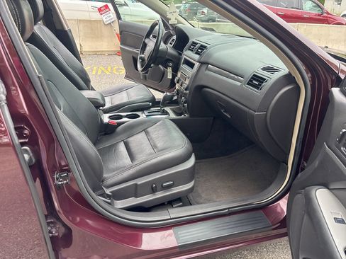 Used 2012 Ford Fusion SEL FWD image 24