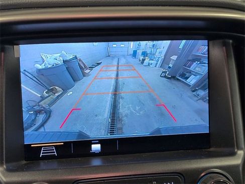 Used 2022 Chevrolet Colorado Z71 image 26