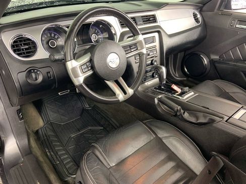 Used 2014 Ford Mustang Premium image 23