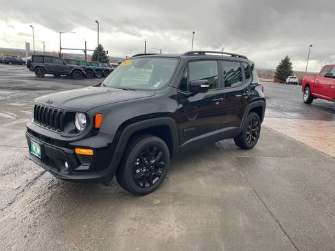 Certified 2023 Jeep Renegade Altitude AWD/4WD image 1